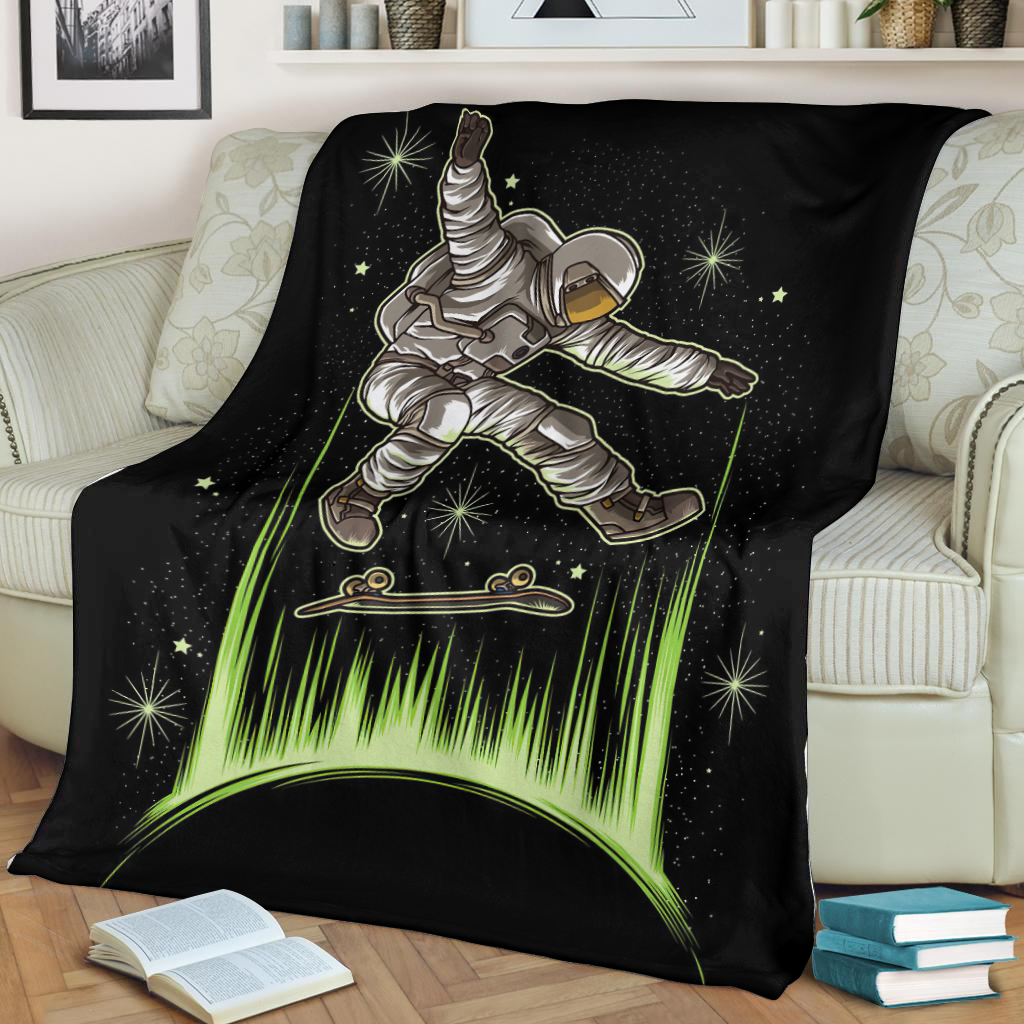 Skateboard Astronaut In Galaxy Blanket