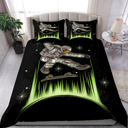 Skateboard  Astronaut In Galaxy Bedding Set PL