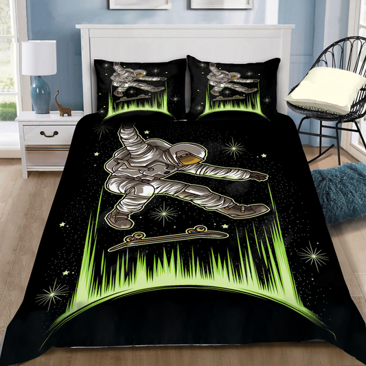 Skateboard  Astronaut In Galaxy Bedding Set PL