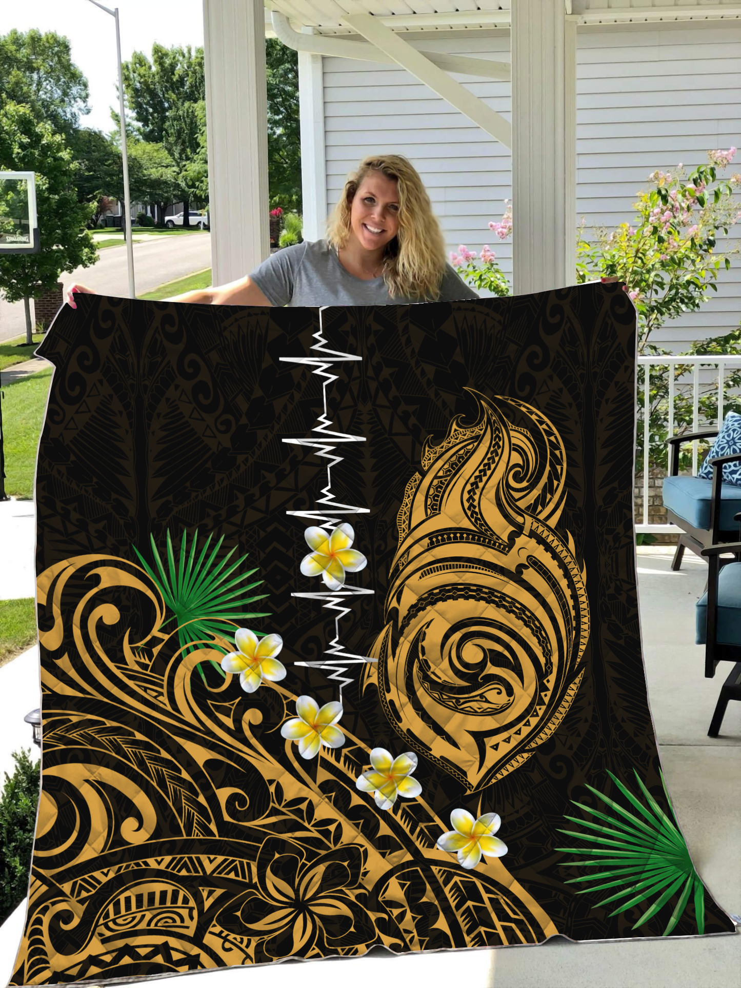 Premium Heartbeat Polynesian Quilt
