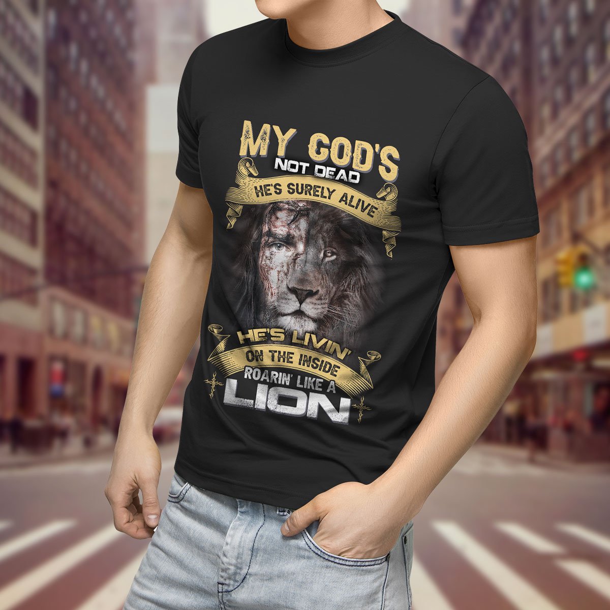 He's living on the inside Roarin' like a Lion - T shirt Style for Men Father's Day Gift