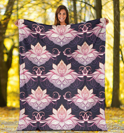 Ombre Lotus (Eclipse) - Throw Blankets-Amaze Style™-Premium BlanketOmbre Lotus (Eclipse) - Throw Blankets-Youth (56 x 43 inches / 140 x 110 cm)-Vibe Cosy™