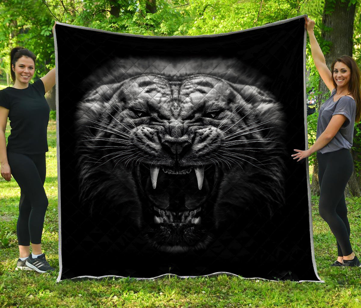 Potrait: White Tiger Quilt