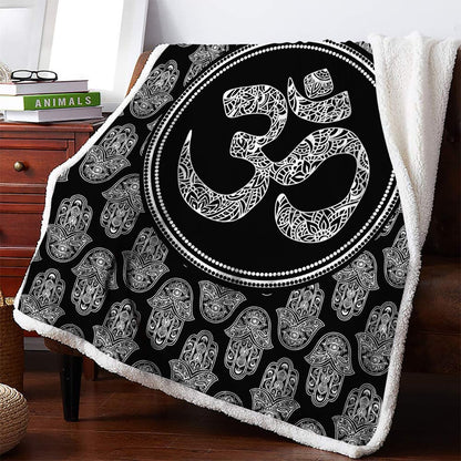 Hamsa Soft and Warm Blanket