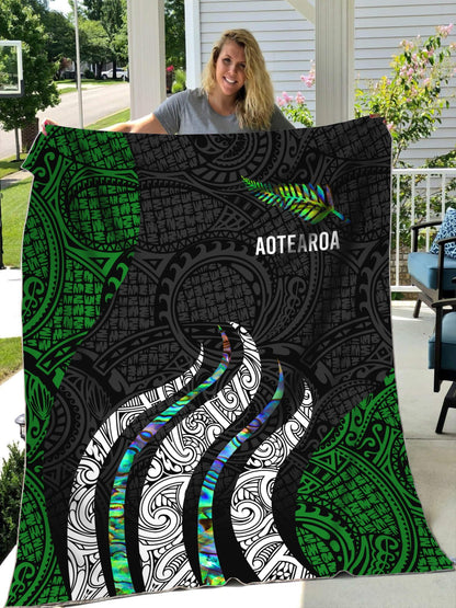 New Zealand Maori Silver Fern Painting Art Quilt ML