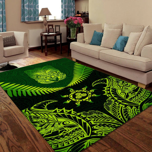New Zealand Maori Manaia Paua Shell - Silver Fern Rug ML