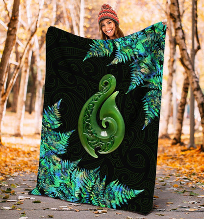 New Zealand Maori Manaia Paua Shell Painting Art Quilt ML